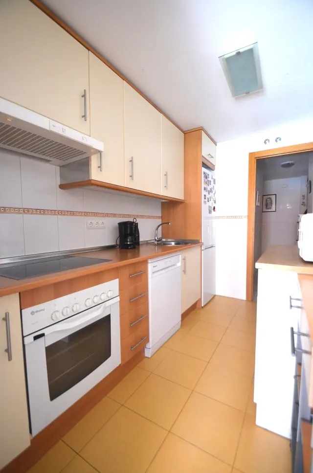 SE VENDE APARATMENTO DE DOS DORMITORIOS SEVENDGROUP.COM — 31
