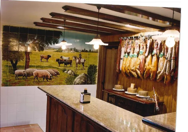 EXCLUSIVAS ROMERO, comercializa RESTAURANTE totalmente montado para funcionar en Ledrada — 16