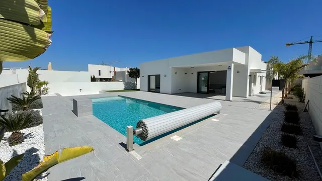 Villa 3 habitaciones 120m² en venta - Comunidad valenciana — 47