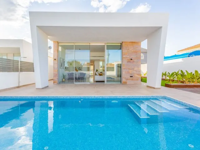 Villa 3 habitaciones 136m² en venta - Los Balcones - Los Altos del Edén — 28