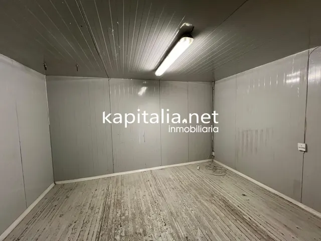SALON DE EVENTOS EN ALQUILER O VENTA EN GENOVES A 5 MINUTOS DE XATIVA — 42