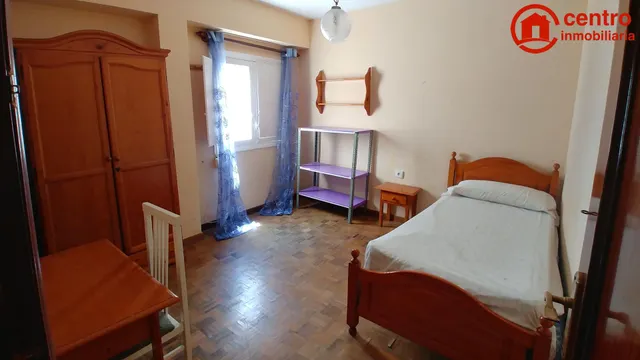 Piso céntrico junto a la Salle — 5