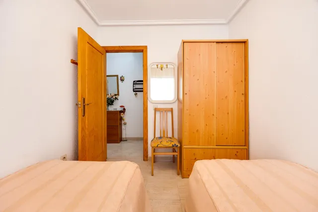 Apartamento de 2 dormitorios y piscina comunitaria en Playa del Cura — 18