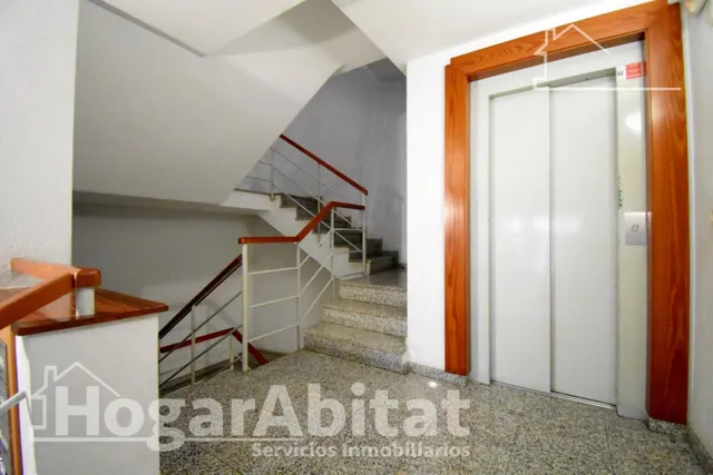 ¡impresionante! amplio con 4 dormitorios, terraza y garaje junto al puerto — 44