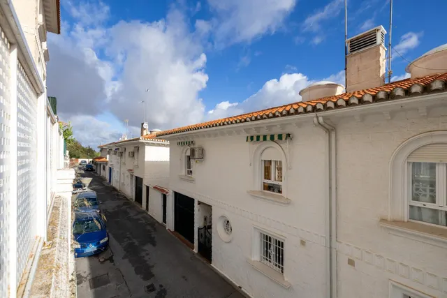 ¡Espectacular vivienda en Gójar con piscina propia! — 46