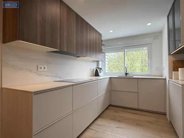 Inmobiliaria Arbeteta vende piso de cuatro dormitorios en zona Constitución — 8