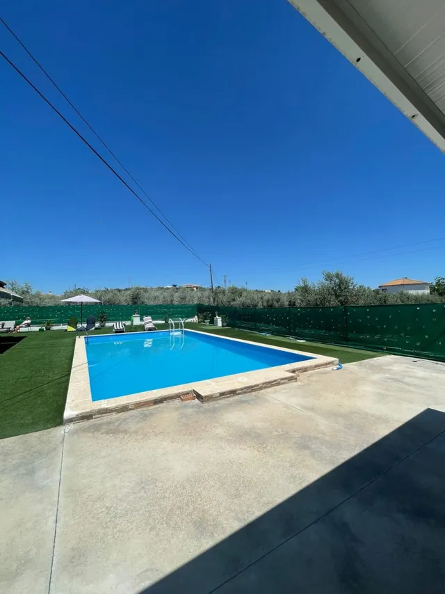 Espectacular casa de campo con piscina - foto 2