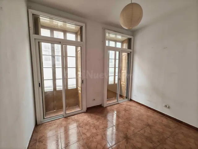 Lote de 2 amplios pisos en la Calle Peregrina de Las Palmas — 3