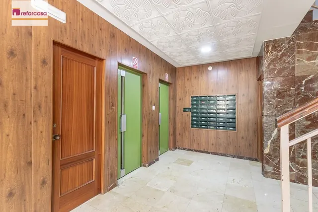 PISO CON GARAJE EN AV. PULIANAS — 25