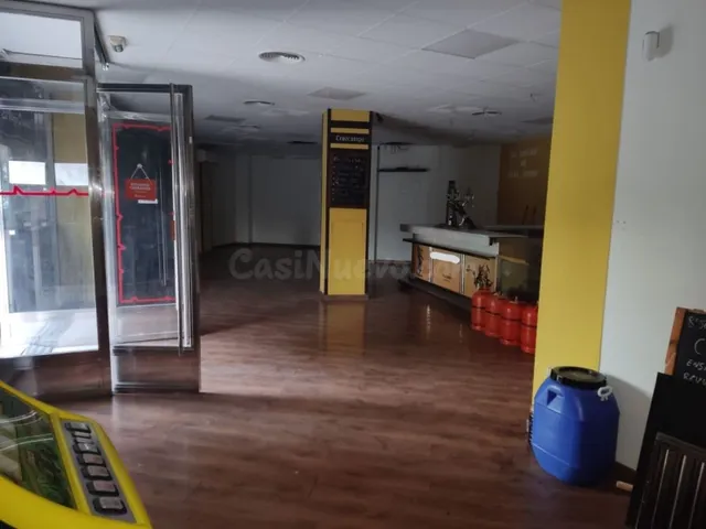 Local comercial 174m² en venta - Sevilla Este - foto 2