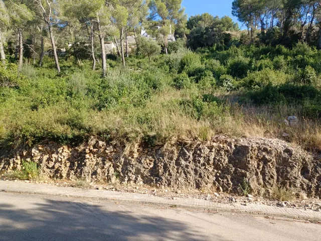 Terreno urbano edificable en venta de 1.587 m2 en CASTELLET 
