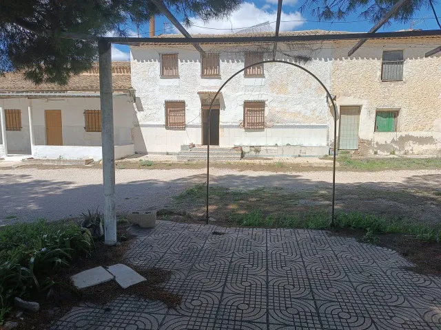 Casa de campo 10 habitaciones 650m² en venta - Ayuntamiento — 4