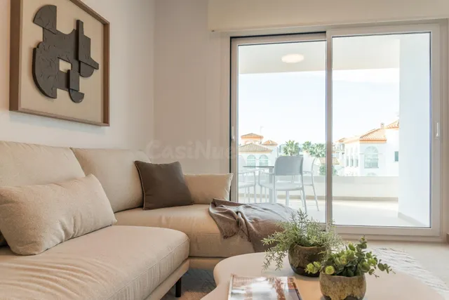 Apartamento de 2 dormitorios y 2 baños en Playa Flamenca, Or - foto 2