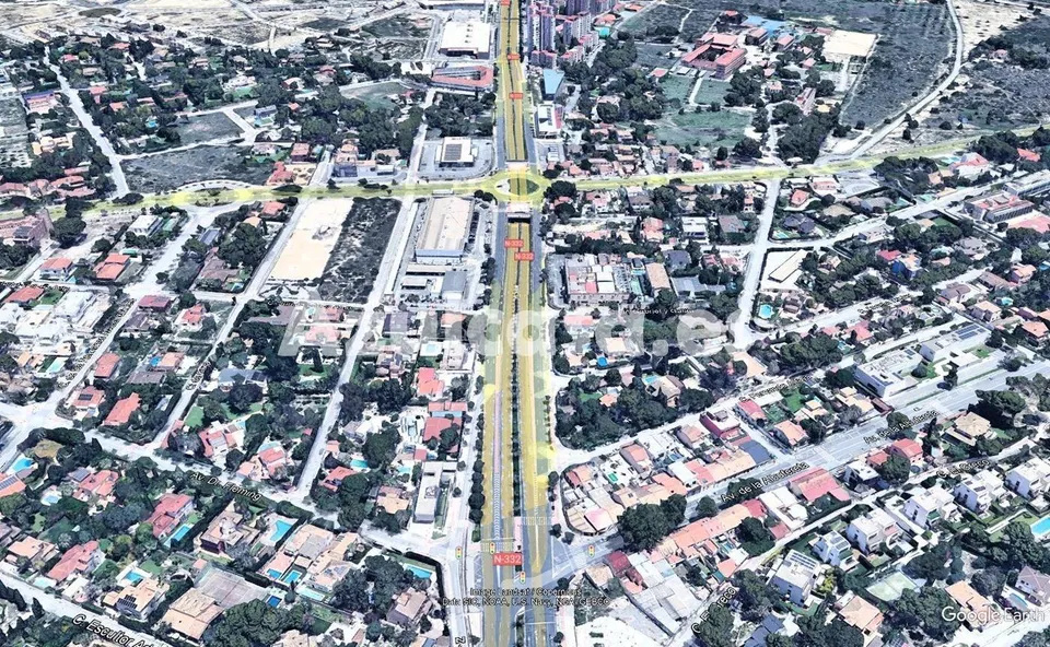 Terreno urbano en Av. Denia