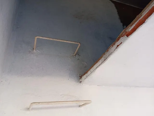 Oportunidad en el centro de El Algar (Cartagena): cochera con altillo — 4