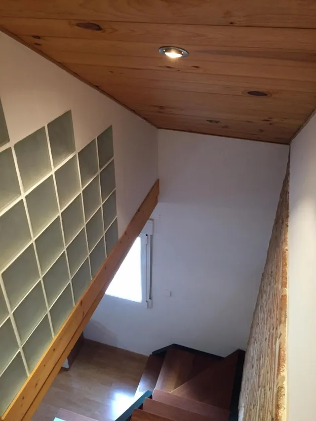 Acogedor DÚPLEX de 2 DORMITORIOS y 2 BAÑOS — 20