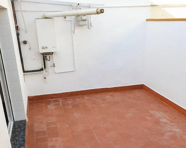 VIVIENDA EN VENTA, CTRA DE BARCELONA EN SABADELL PARA INVERSION — 11