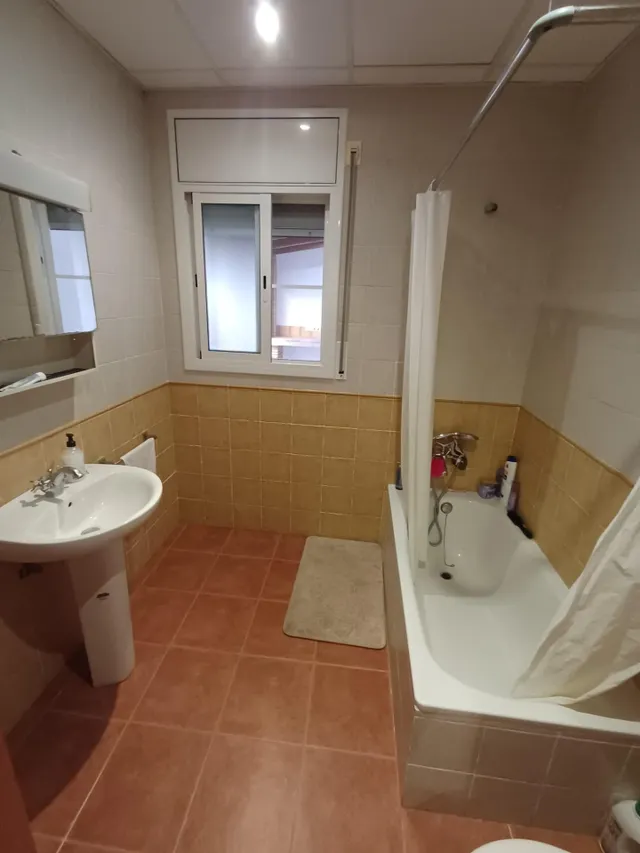 Amplia y Elegante Propiedad de Diseño en Venta por 249.000 € — 10