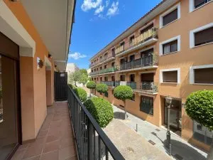 PISO EN CAMBRILS (ZONA PUEBLO). ( situación OCUPACIONAL ESPE - foto 4