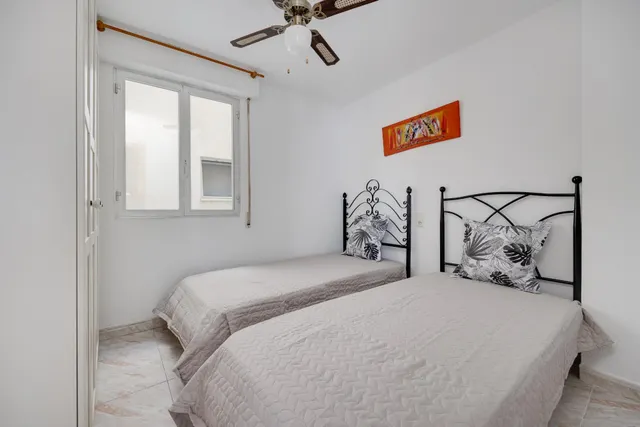 Se vende Apartamento luminoso en el Paseo Marítimo — 6