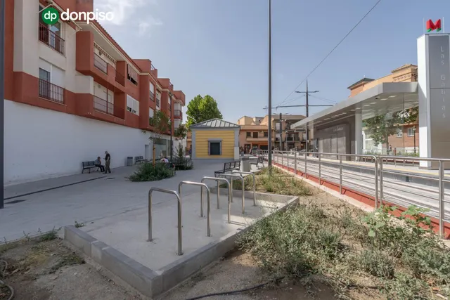 PISO EN LAS GABIAS JUNTO AL METRO — 43
