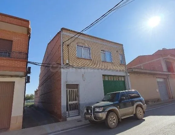 Casa 4 habitaciones 286m² en venta - Rincon de Soto - foto 2