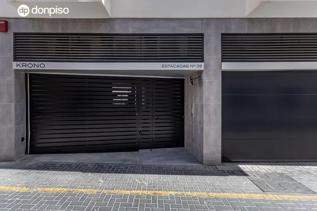 Fantástico Piso en Maracena — 35