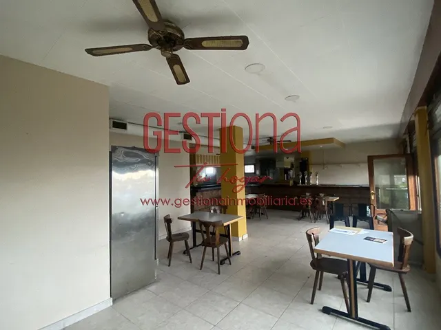 COMERCIO EN PRIMERA LÍNEA DE PLAYA EN NOJA — 5