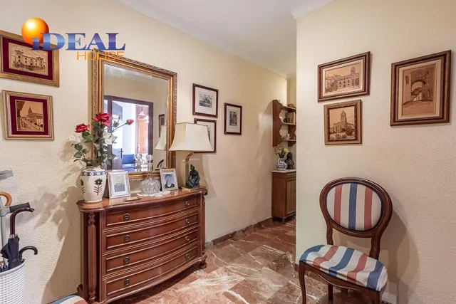 PISO EN PEDRO ANTONIO DE ALARCON — 23