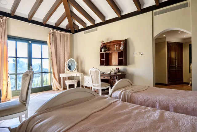 Chalet 6 habitaciones 980m² en venta - Costa del Sol — 23