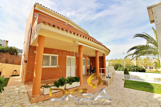 Imponente chalet en venta en Oropesa - foto 4