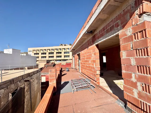 Edificio 6 habitaciones 550m² en venta - Zona Centro — 7