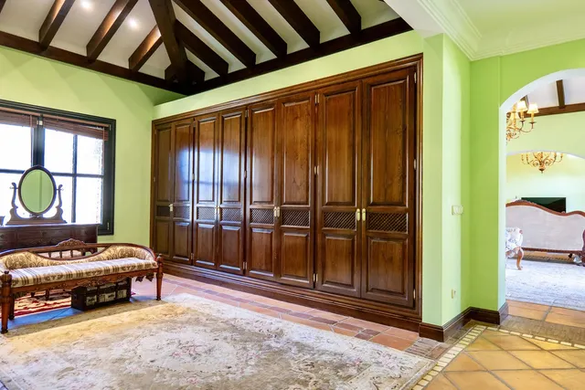 Chalet 6 habitaciones 980m² en venta - Costa del Sol — 16