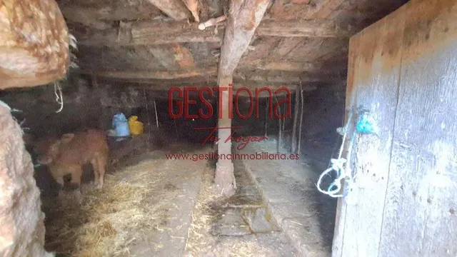 CABAÑA DE PIEDRA EN SOBA. VALDICCON — 16