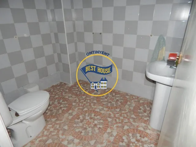 PRIMER PISO SIN ASCENSOR Y LOCAL PLANTA BAJA A LA VENTA EN AIELO DE MALFERIT — 35