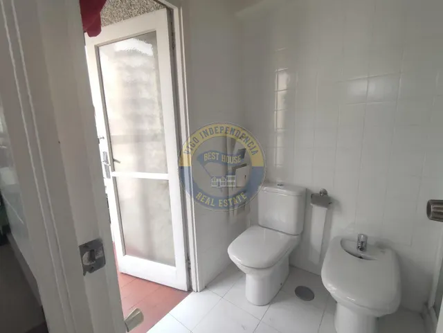 Exclusiva vivienda de gran amplitud en pleno centro de Vigo, entorno Pizarro — 32