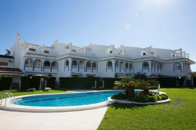 Apartamento dúplex en la playa de Almadrava — 38
