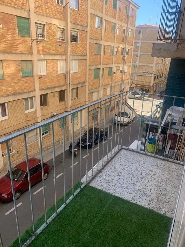 Apartamento con 3 dormitorios en calle Zafiro  11, Alicante — 15