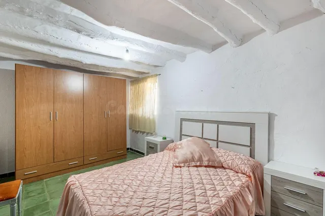 Casa rural en término de Montefrío. — 4