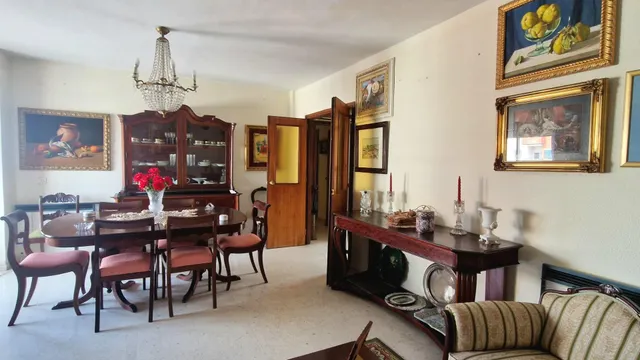LUMINOSO PISO CON GARAJE EN ZONA MADRE DE DIOS — 17