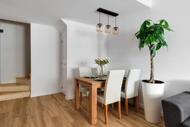Casa 3 habitaciones 101m² en venta - Urbanización Perla del  - foto 4
