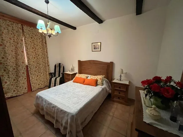 CHALET EN VENTA CTRA OLIVENZA-CHELES — 10