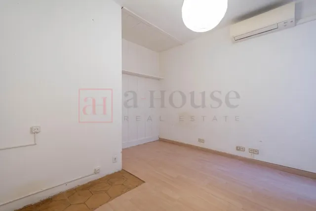 ESPECTACULAR PISO PARA ENTRAR A VIVIR EN VILA DE GRACIA — 7