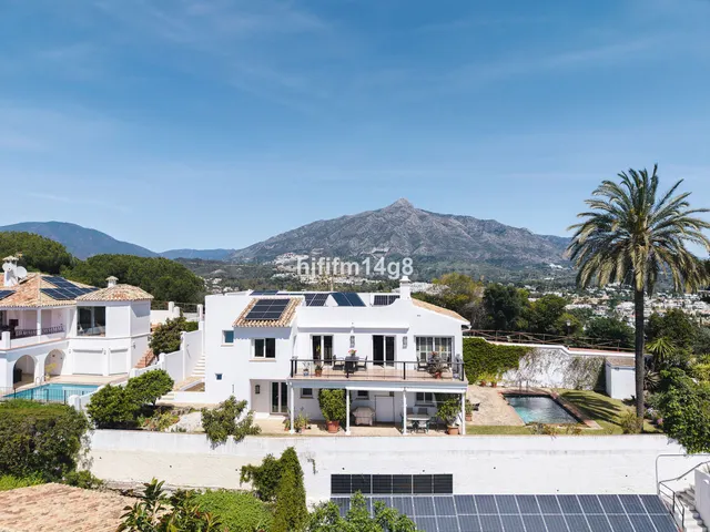 Chalet 4 habitaciones 253m² en venta - Marbella - foto 4