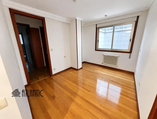 Piso 4 habitaciones 135m² en venta - Corte Inglés — 25