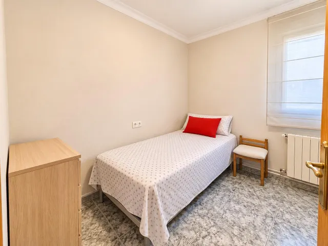 Piso 3 habitaciones junto a Les Bases de Manresa! Exterior y listo para entrar a vivir — 17