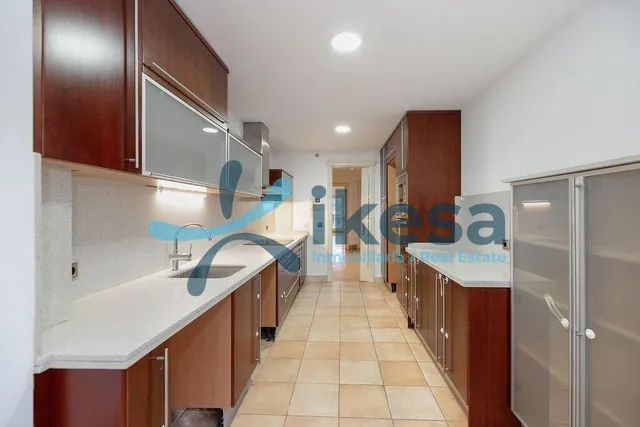 Venta de Vivienda en Marbella, Málaga. — 8