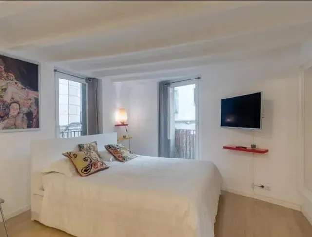 PISO EN VENTA EN EL GÒTIC — 17