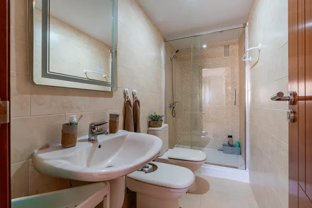 Piso de 3 dormitorios y 2 baños junto al auditorio de El Ejido — 17