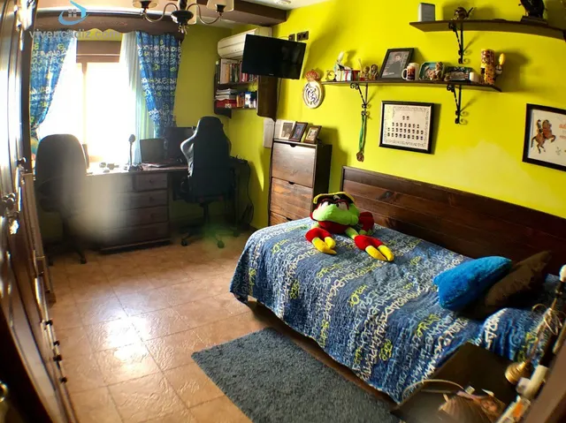 AMPLIA VIVIENDA CON ASCENSOR - ZONA CENTRO — 33
